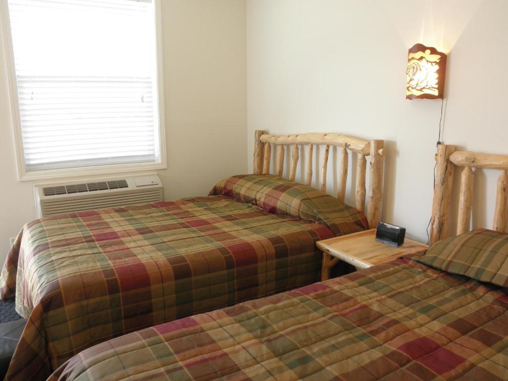 Bear'S Den Lodge 샤우나본 객실 사진
