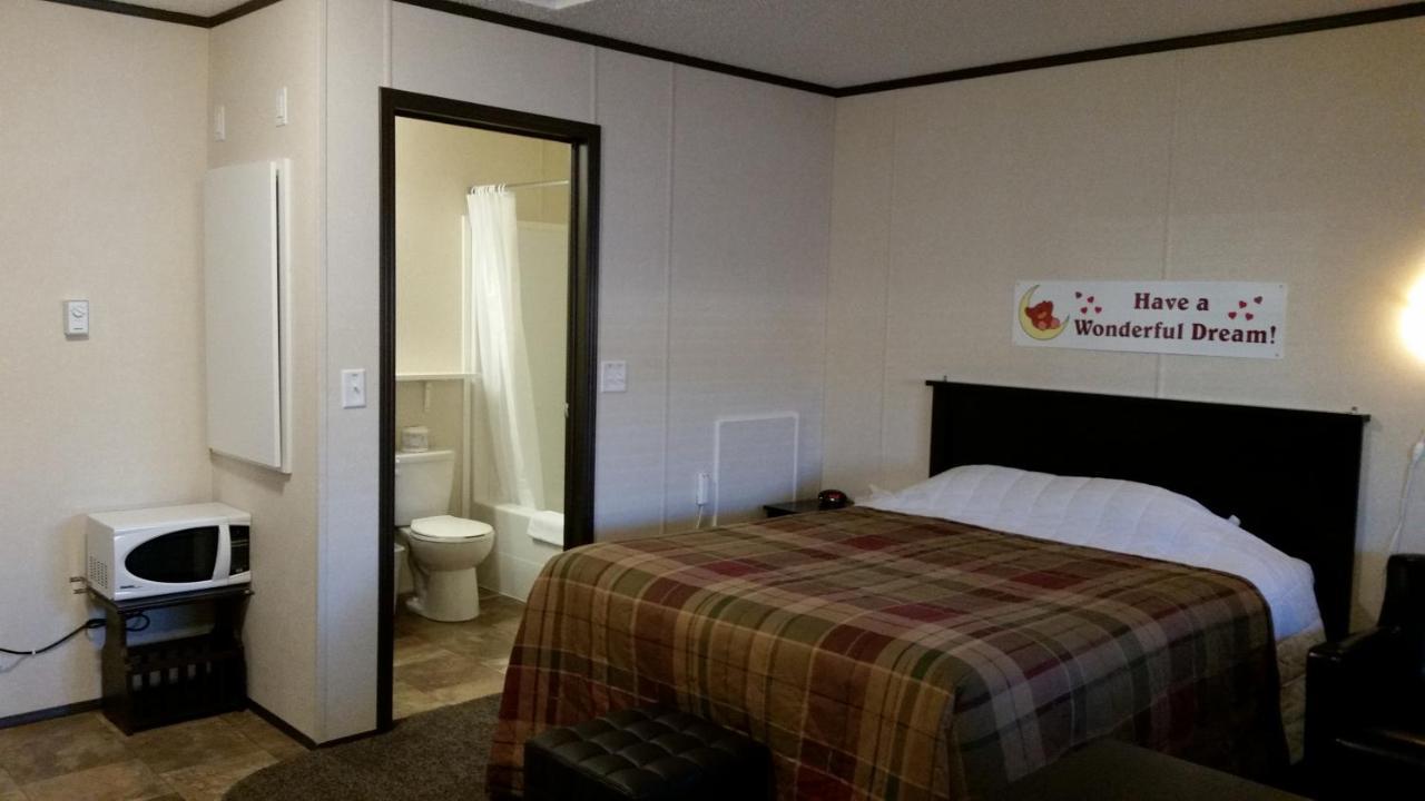Bear'S Den Lodge 샤우나본 외부 사진